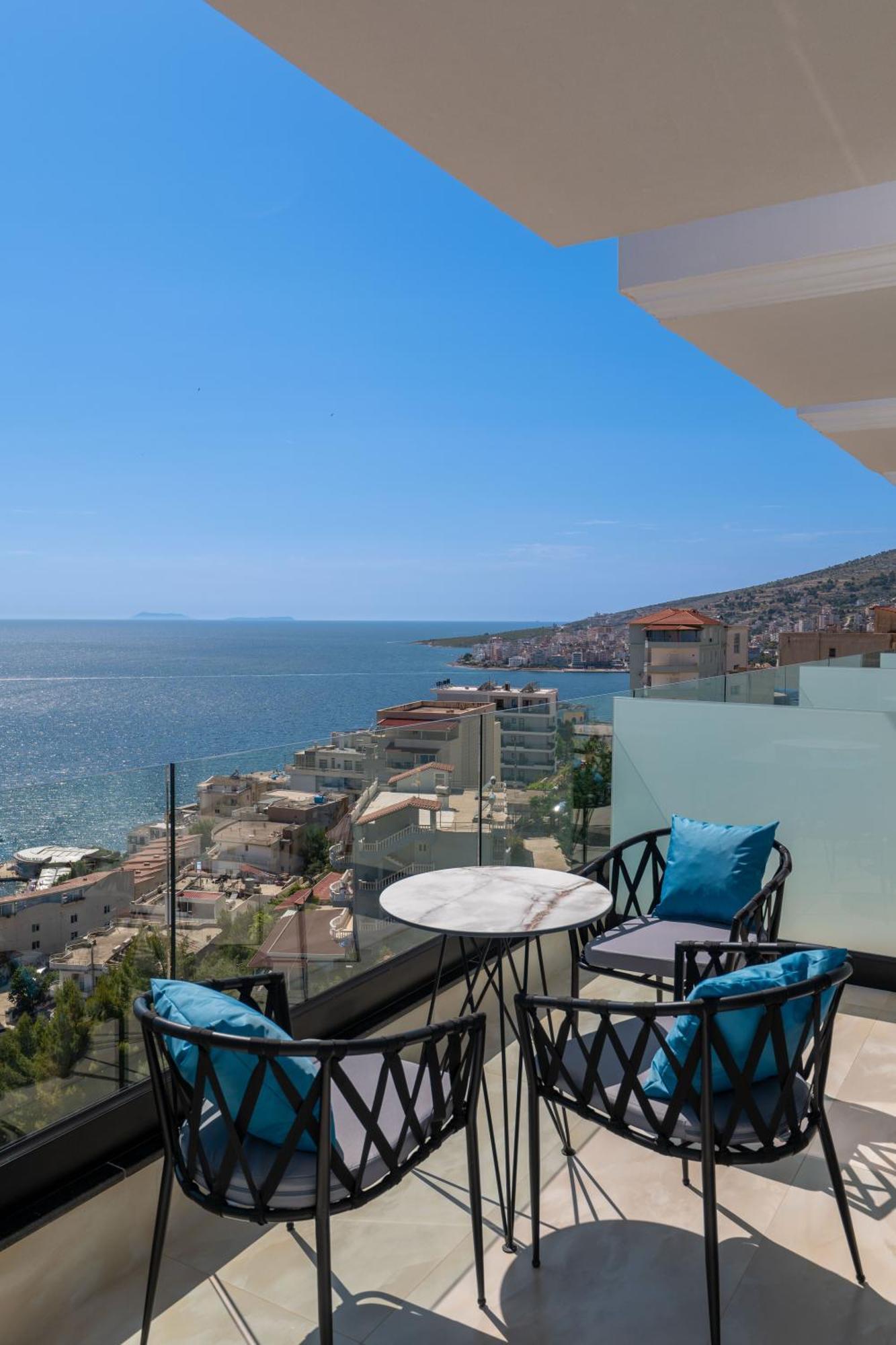 Litan Hotel Sarande Exterior photo