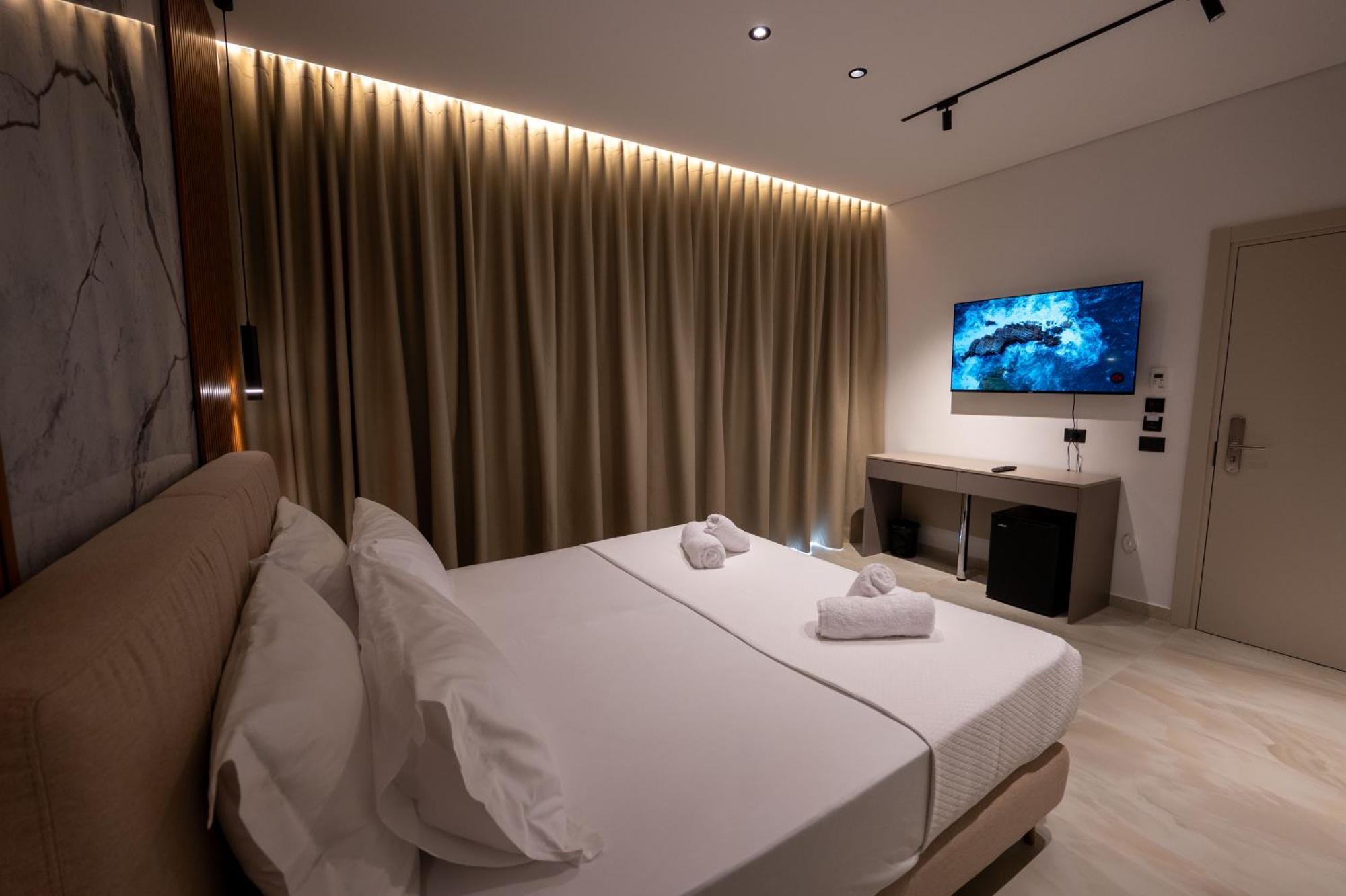 Litan Hotel Sarande Exterior photo